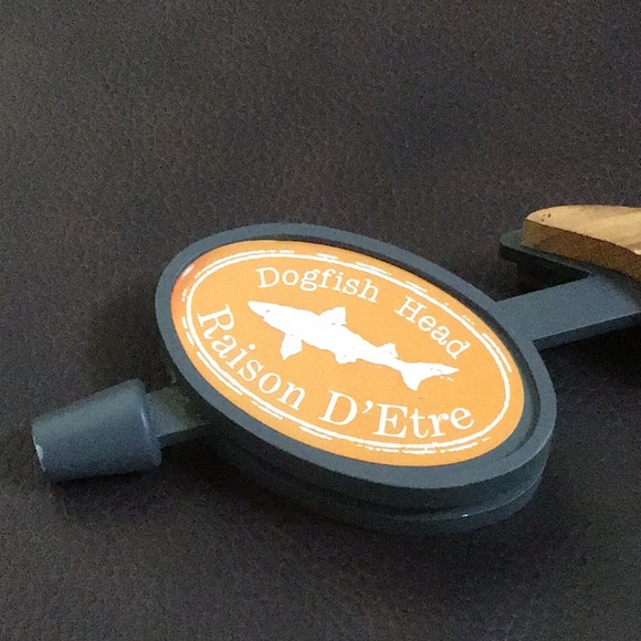 🍻 Dogfish Head Brewery Wooden Shark Craft Raison D’Etre Beer Tap Handle - Picture 4 of 6